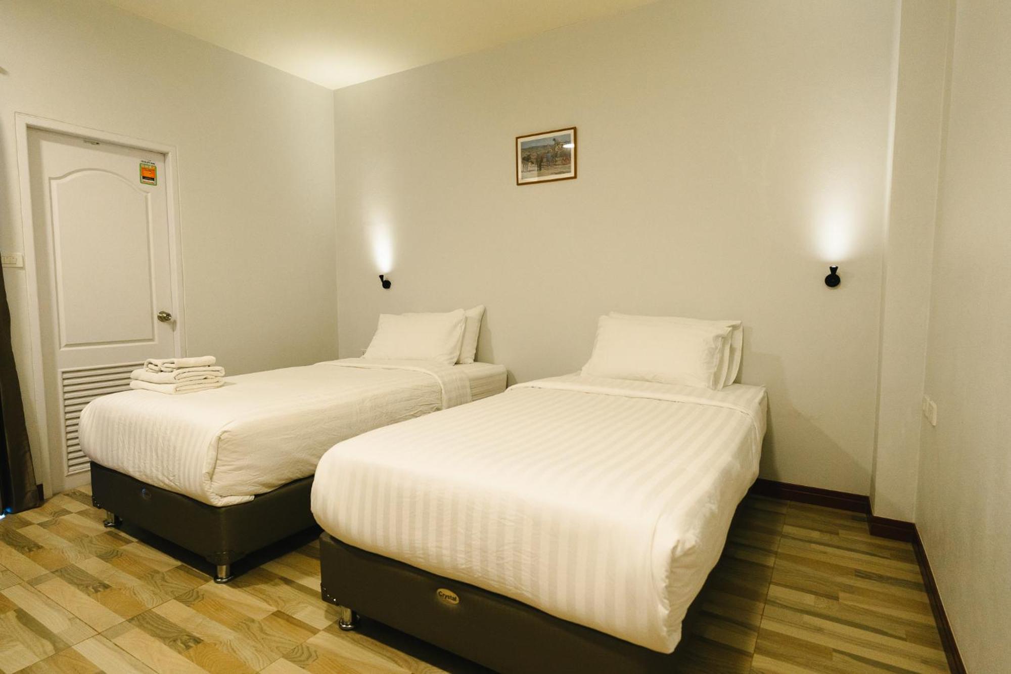 The Ten Hotel Thippanate Csiangmaj Kültér fotó